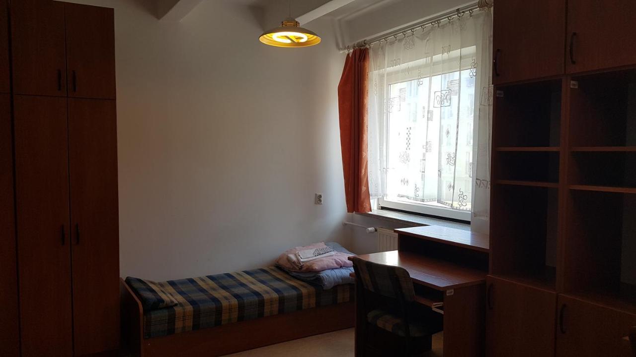 Dom Studencki Nr 11 Gdansk Brzezno Ngoại thất bức ảnh